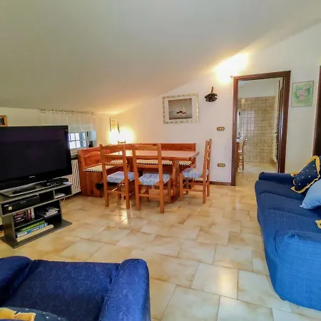 Raviscioni Albino By Interhome Apartment Albonico