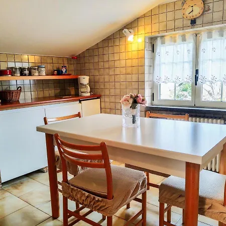 Apartment Raviscioni Albino By Interhome *