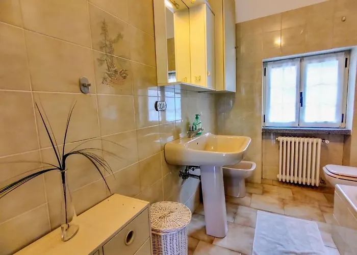 Raviscioni Albino By Interhome *