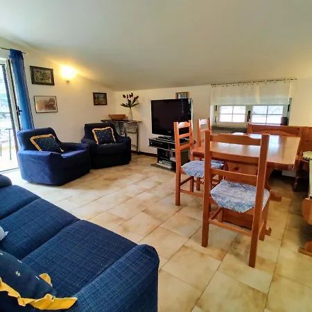 Апартаменты Raviscioni Albino By Interhome