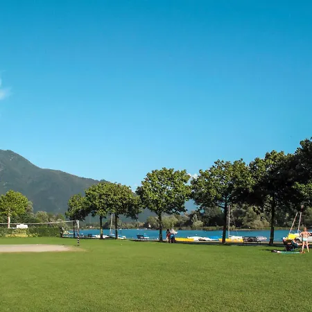 Raviscioni Albino By Interhome Апартаменты Albonico